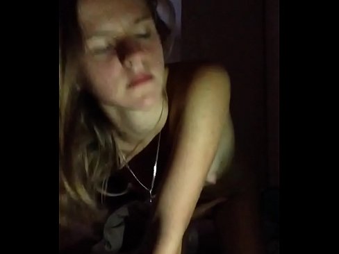 ❤️ Yon ti fi masturbe ak koms ❤ Videyo pònografi nan nou ️❤
